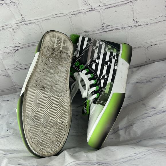 Beetlejuice High Top It’s Show Time Striped Neon Green Sneakers Women’s 7 - Picture 8 of 8